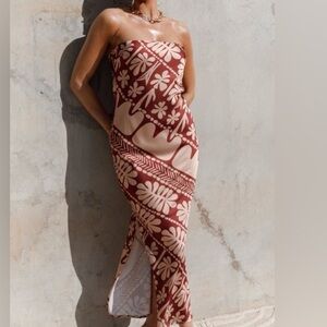 Strapless Satin tropical dress